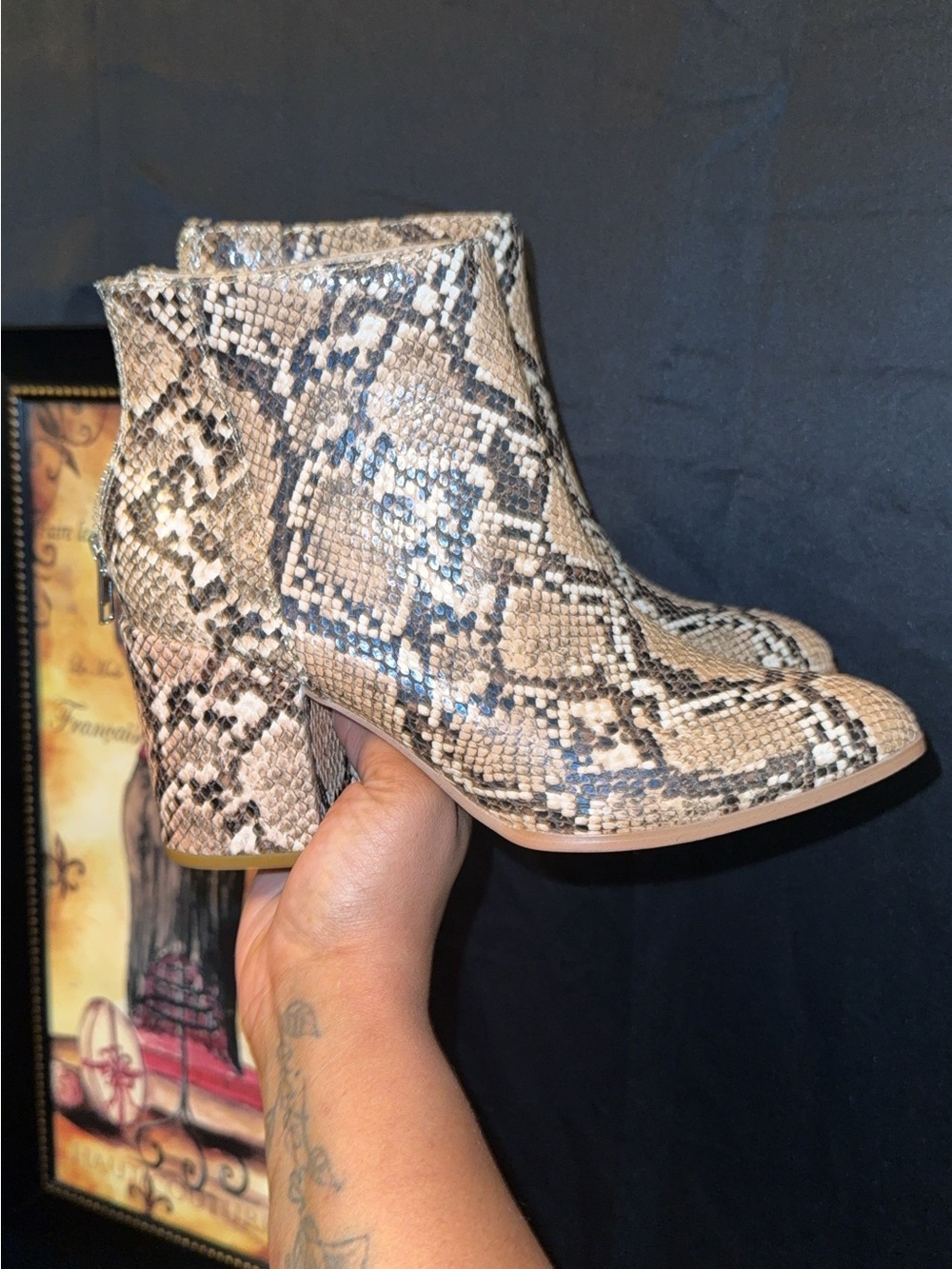 Women's Snake Print Ankle Boots - Beige Python-New